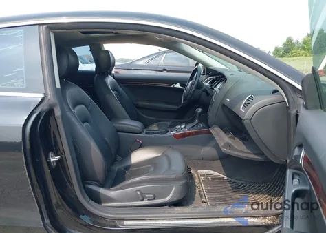 2009 Audi A5 3.2L z USA, uszkodzony, nr VIN WAUDK78T79A009320